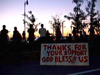 09-12-01_b-wtc_attack045